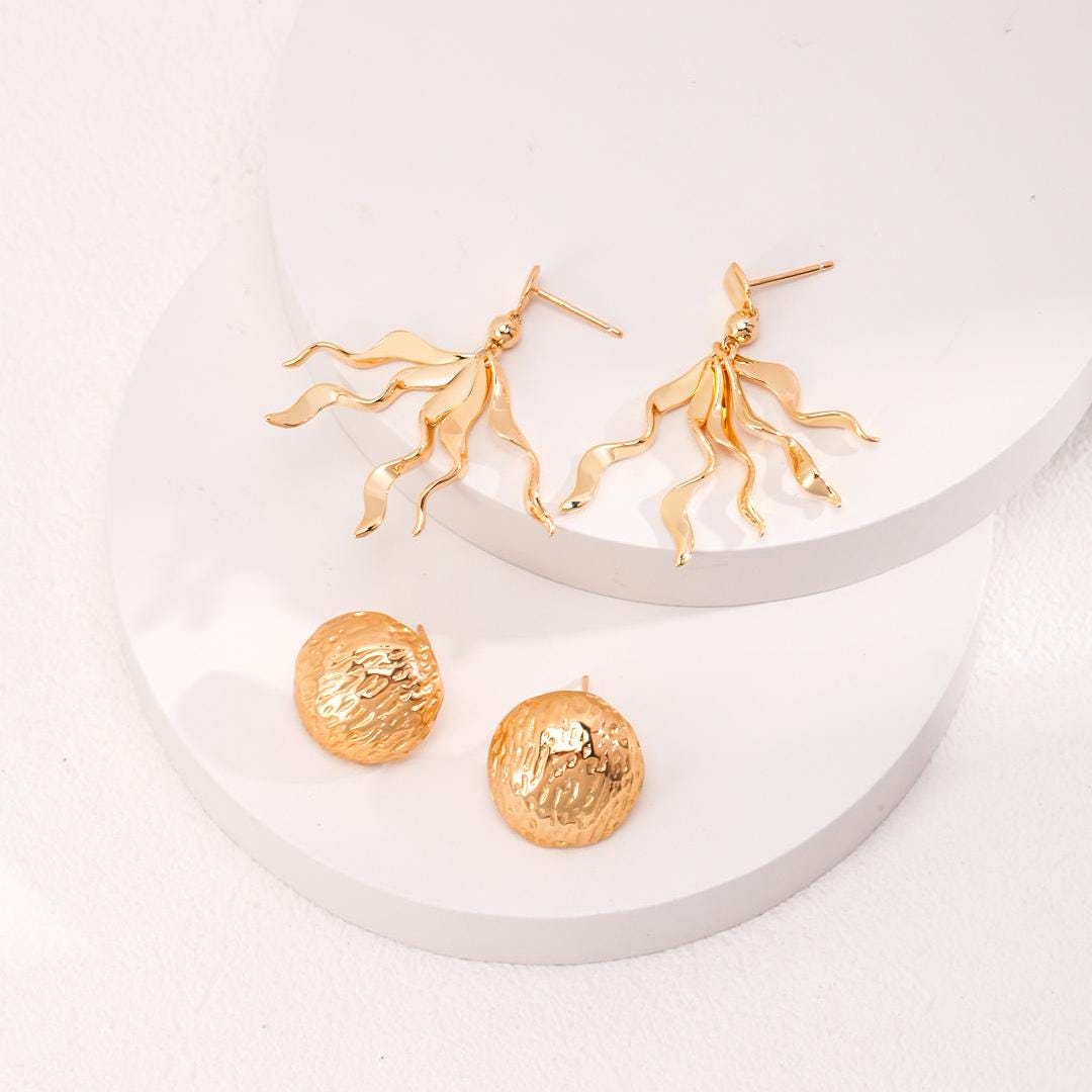 18K Gold-Plated Hand-Carved Textured Round 925 Silver Stud Earrings